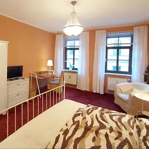 Appartement City-ferienwohnungen-dresden - Zentral Gelegen Im Haus Louisenstrasse 11 - Dresden-neustadt, Dresden